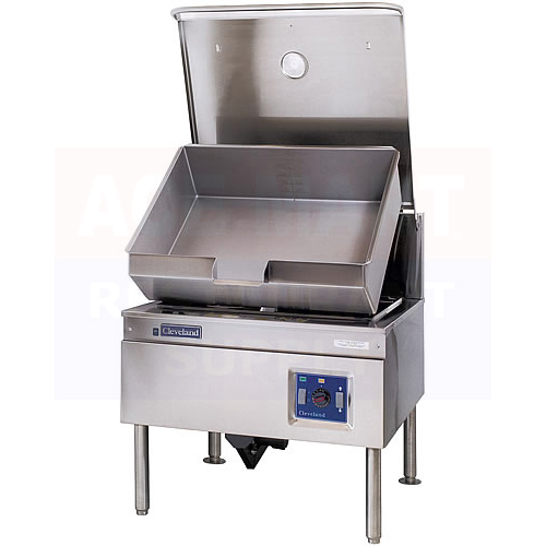 Cleveland - 30 gal. Natural Gas Tilting Skillet