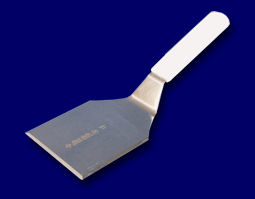 Turner, Hamburger White Handle #19723